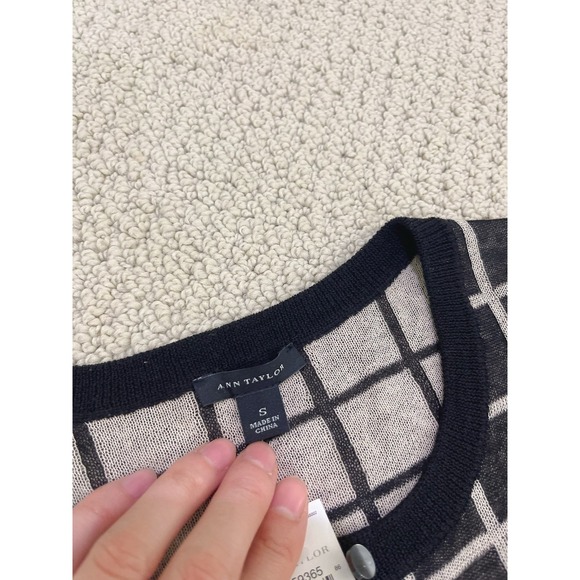 ANN TAYLOR WOMEN SWEATER  SIZE S NEW WITH TAG - Picture 4 of 9